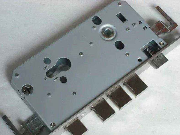 大化24小时上门开锁公司